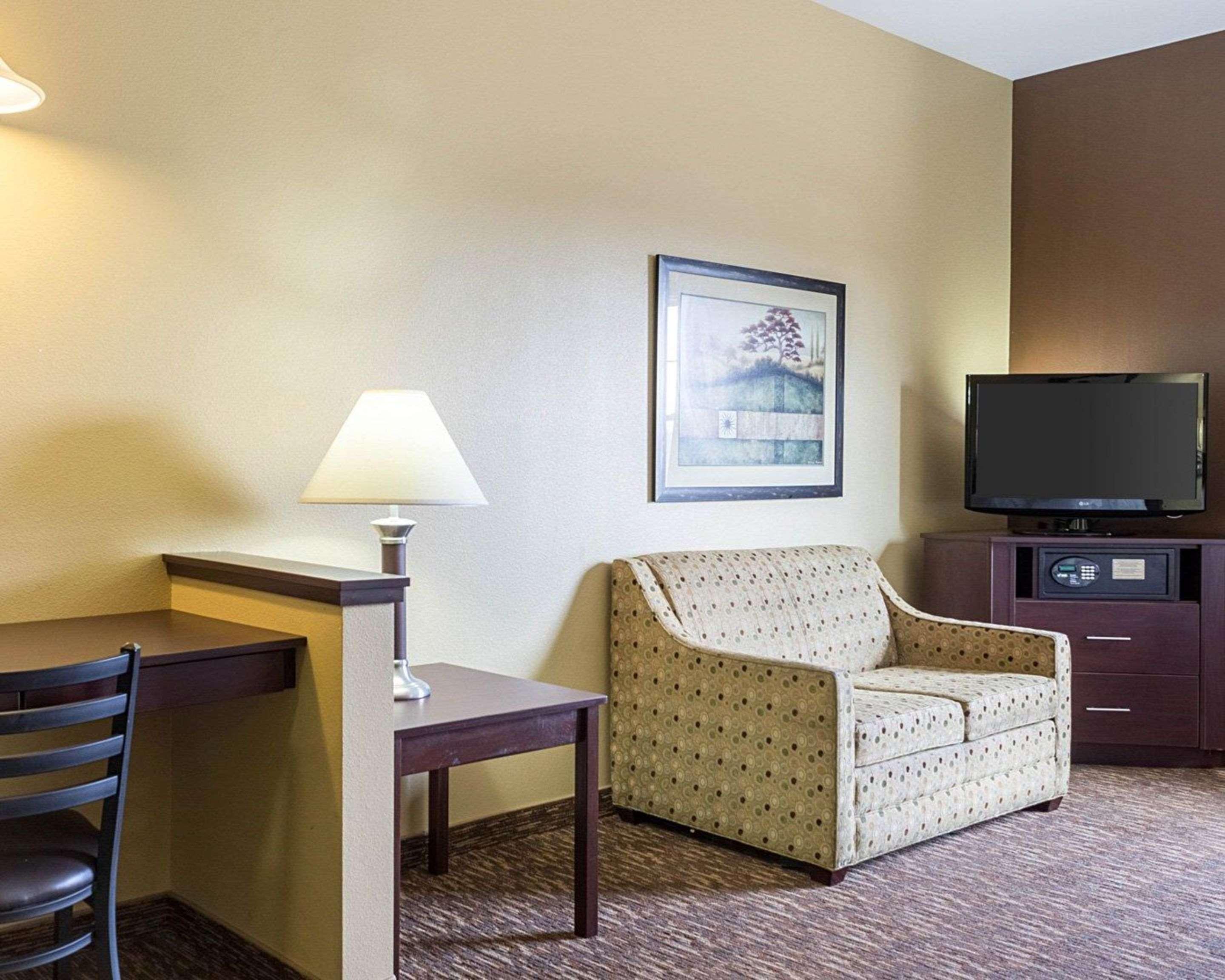 Mainstay Suites Minot Εξωτερικό φωτογραφία