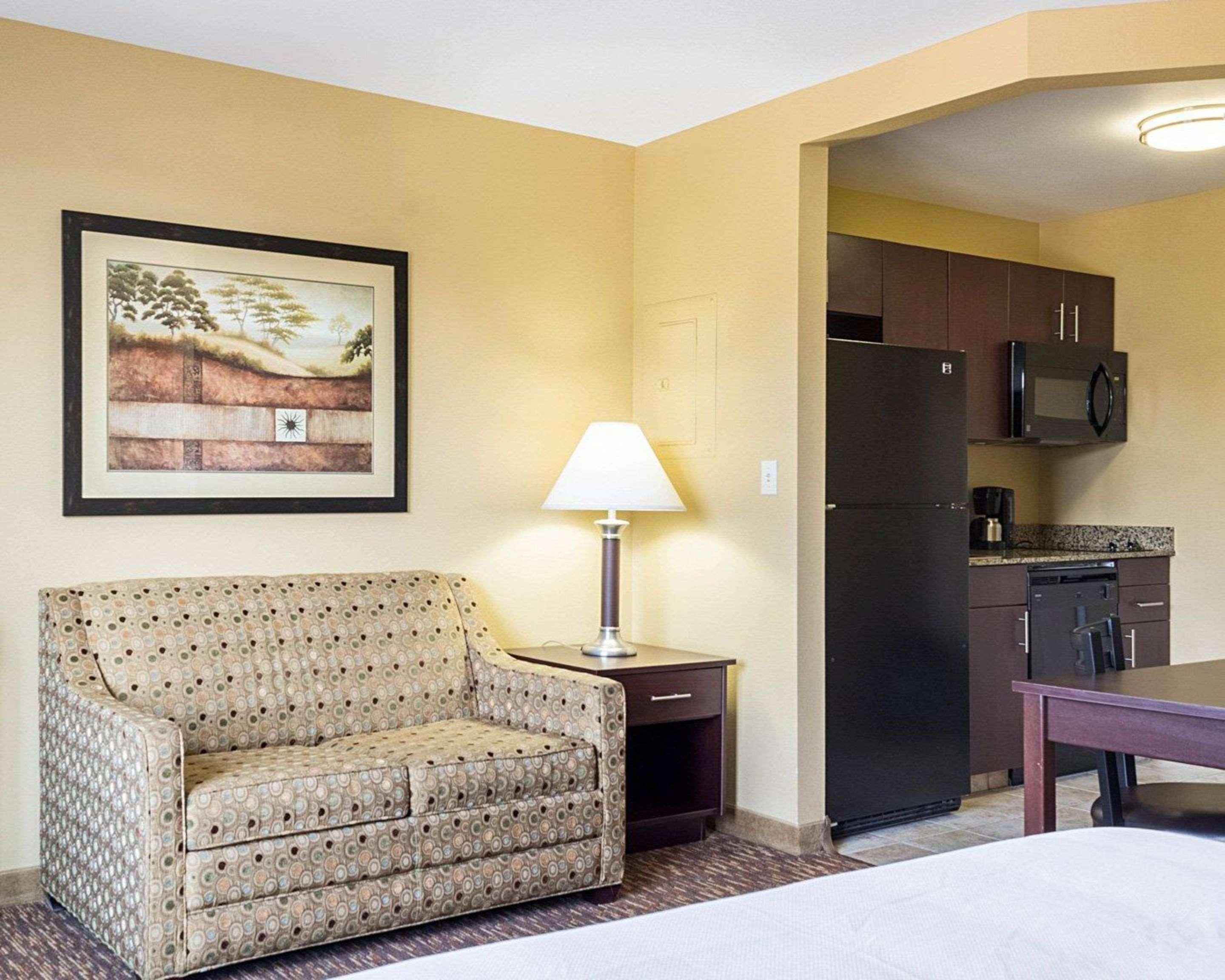 Mainstay Suites Minot Εξωτερικό φωτογραφία