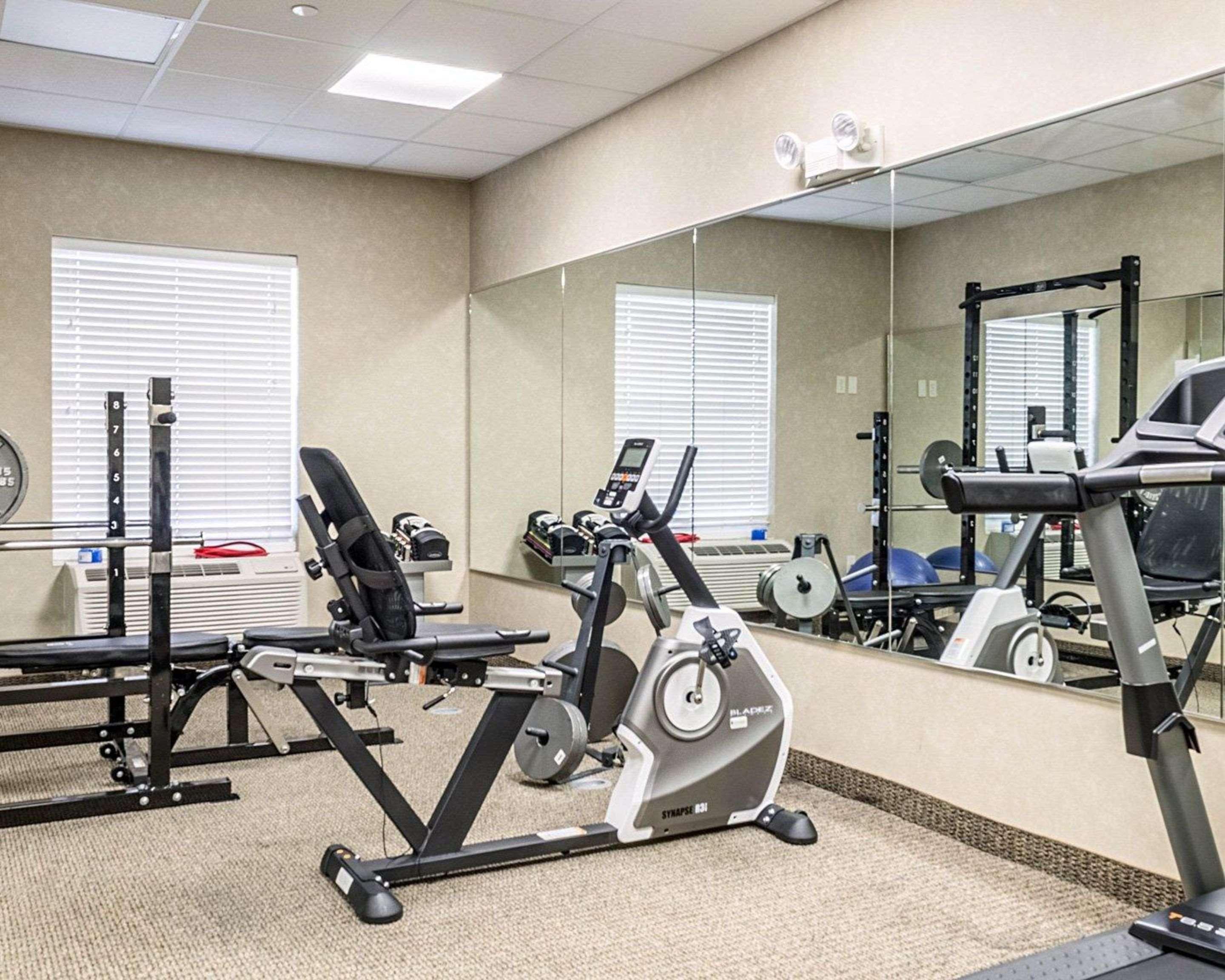 Mainstay Suites Minot Εξωτερικό φωτογραφία