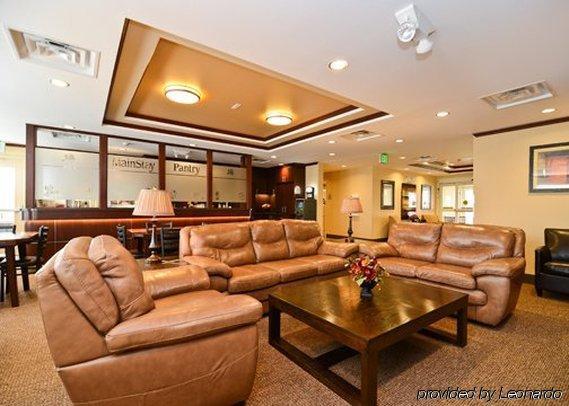 Mainstay Suites Minot Εστιατόριο φωτογραφία