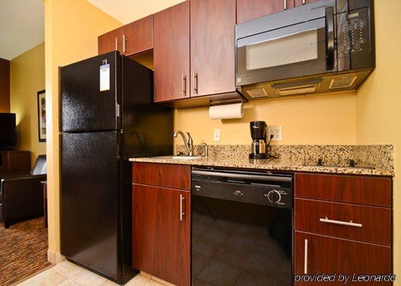Mainstay Suites Minot Δωμάτιο φωτογραφία