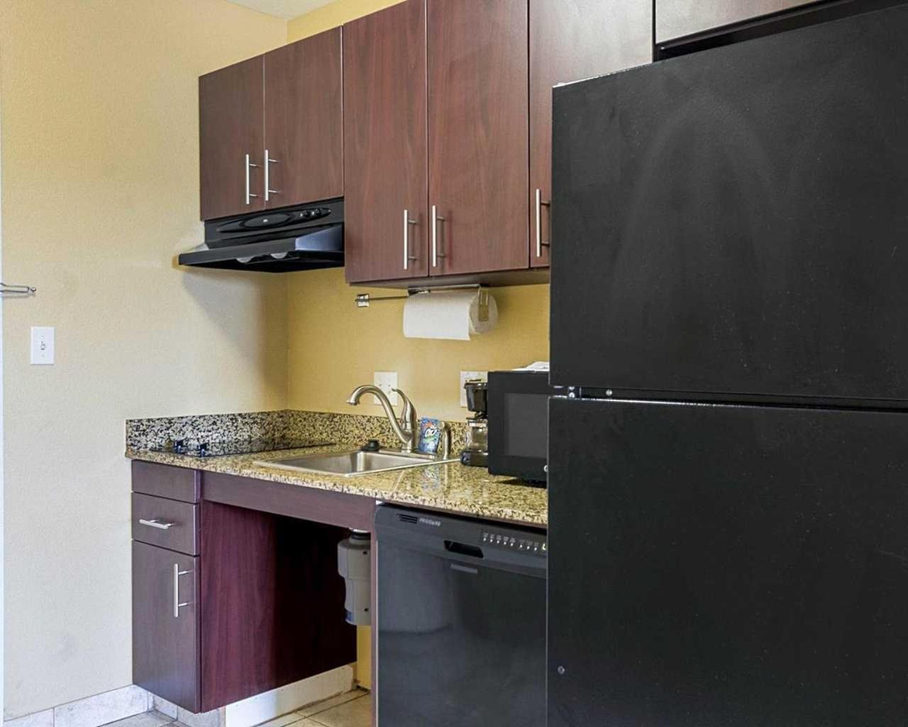Mainstay Suites Minot Εξωτερικό φωτογραφία